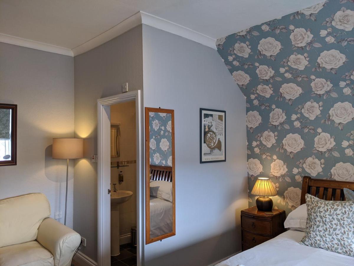 1 Park Road Bed & Breakfast วินเดอร์เมียร์ ภายนอก รูปภาพ