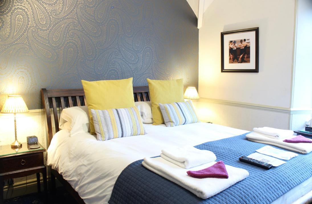 1 Park Road Bed & Breakfast วินเดอร์เมียร์ ภายนอก รูปภาพ