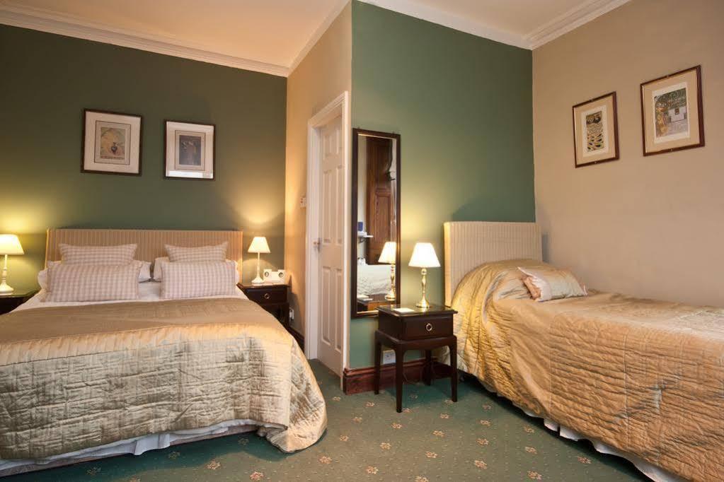 1 Park Road Bed & Breakfast วินเดอร์เมียร์ ภายนอก รูปภาพ