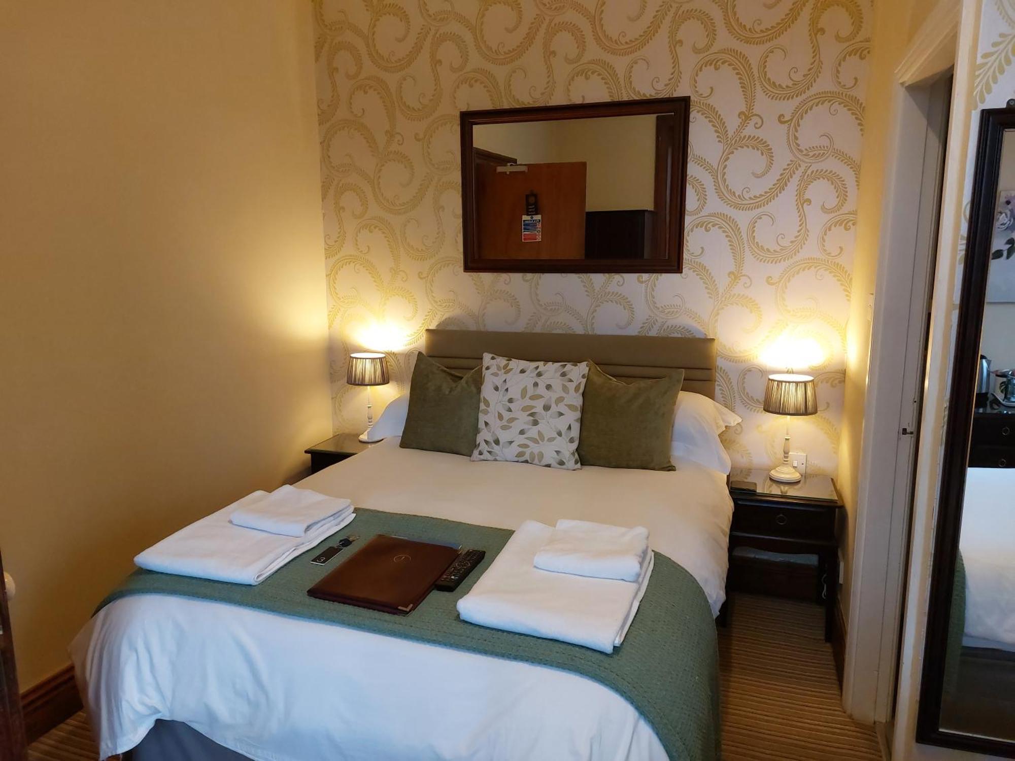 1 Park Road Bed & Breakfast วินเดอร์เมียร์ ภายนอก รูปภาพ