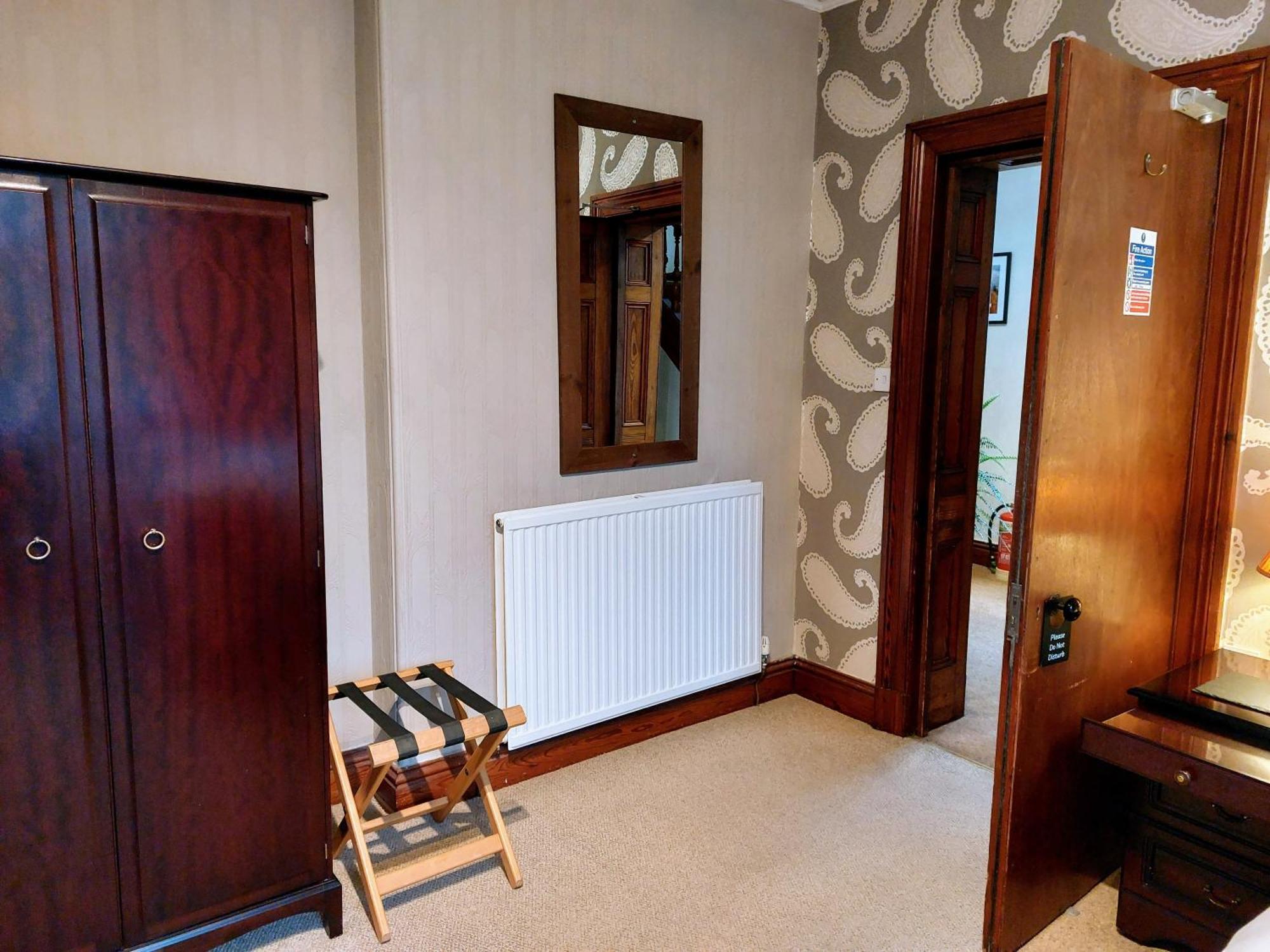 1 Park Road Bed & Breakfast วินเดอร์เมียร์ ภายนอก รูปภาพ