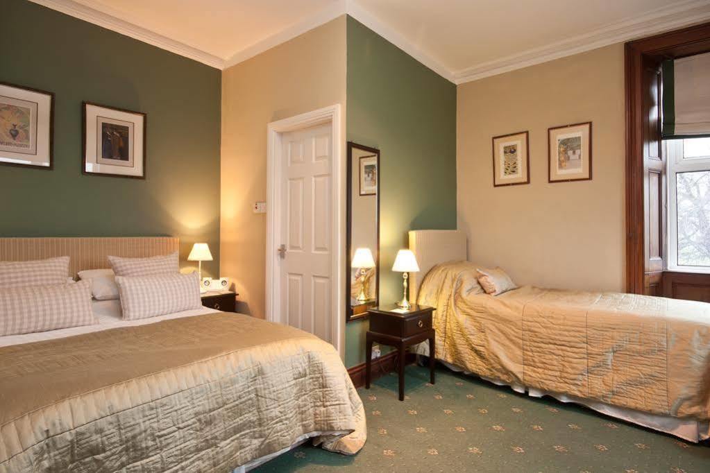 1 Park Road Bed & Breakfast วินเดอร์เมียร์ ภายนอก รูปภาพ