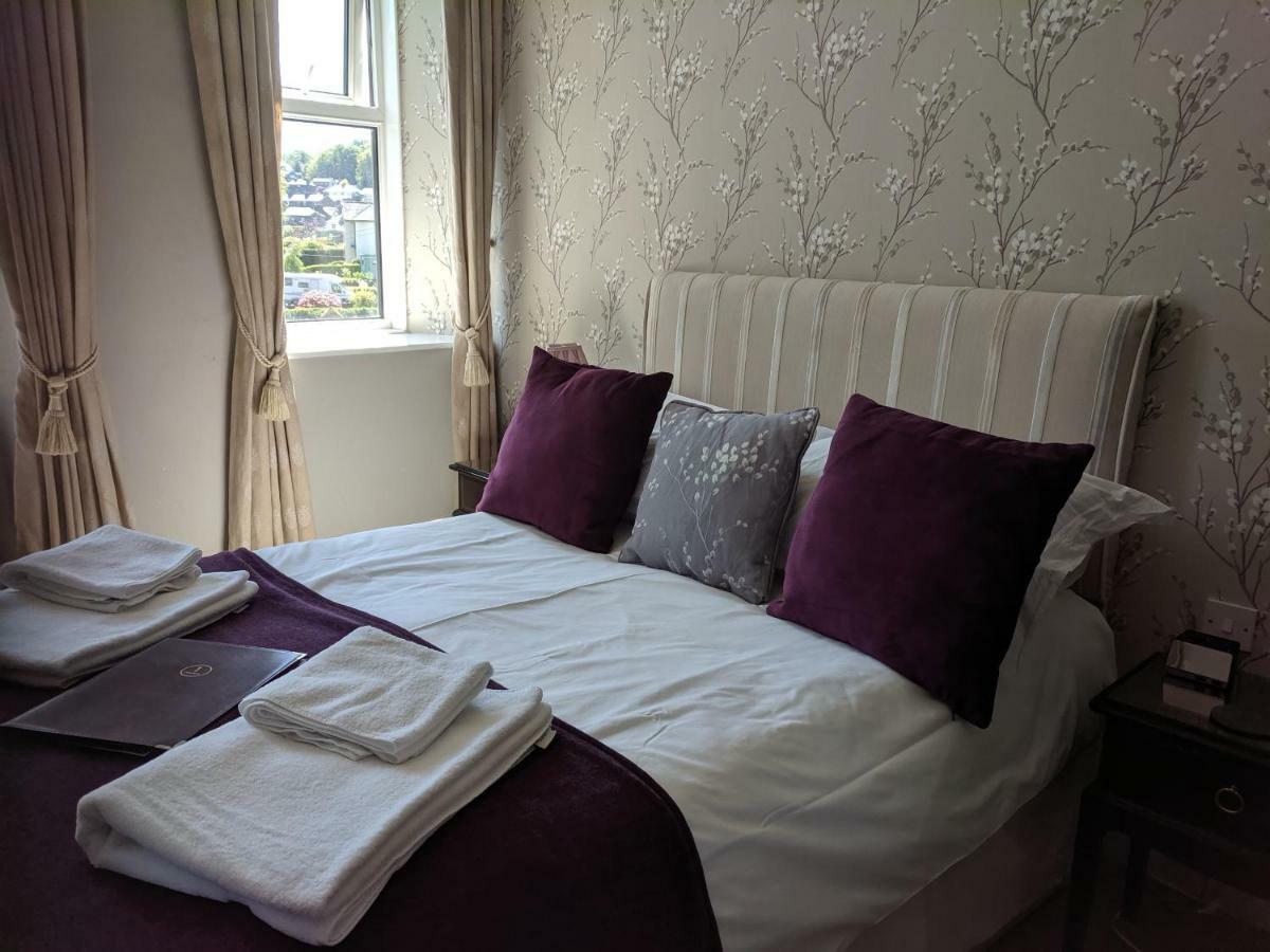 1 Park Road Bed & Breakfast วินเดอร์เมียร์ ภายนอก รูปภาพ