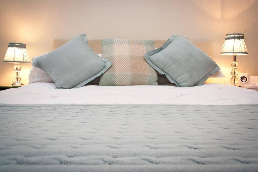 1 Park Road Bed & Breakfast วินเดอร์เมียร์ ภายนอก รูปภาพ